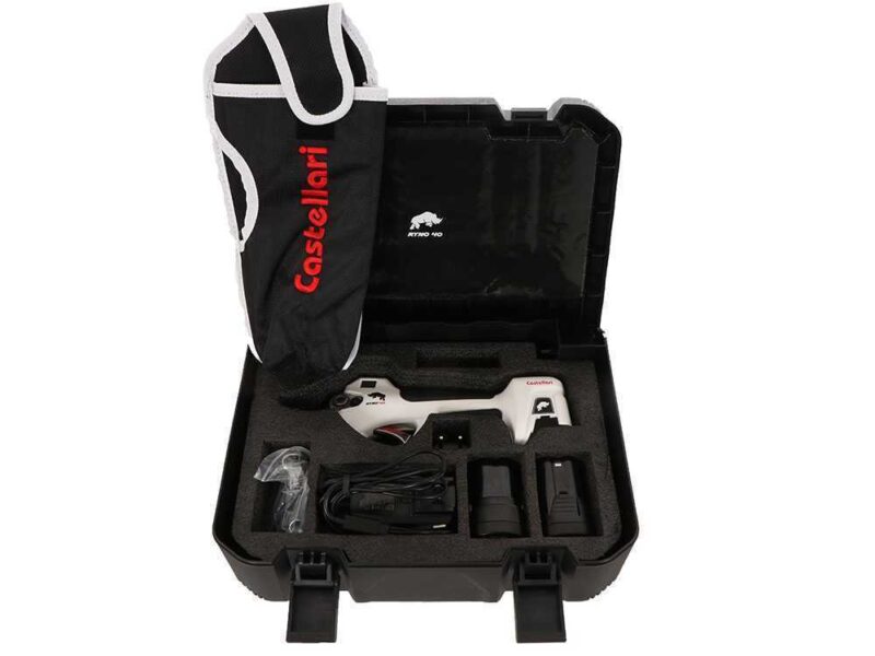 castellari-ryno-40-electric-pruning-shears-2x-14-4-v-2-5ah-castellari-ryno-40-electric-pruning-shears-38985_1_1671453344_IMG_63a05aa035c08.jpg AKUGA OKSAKÄÄRID RYNO 40