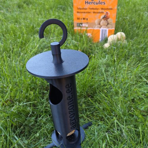 rasvapalli söötja,lindude söötmine talvel,rasvapalli hoidja,agrozone,hügieeniline linnusöötja,aialindude toitmine